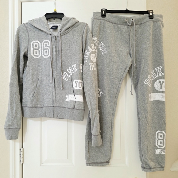 Victoria's Secret Pants - Victoria's Secret PINK Grey White Bling Fashion Show Collection Tracksuit M